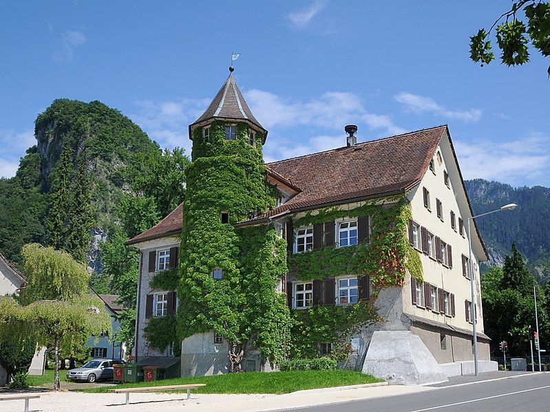 File:Rathaus Hohenems 1.JPG