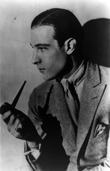 File:Rudolph Valentino 10.jpg