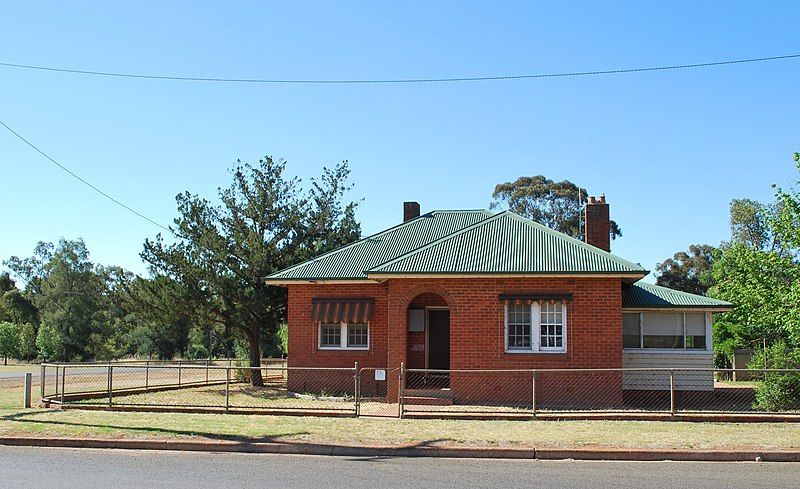 File:Weethalle Building 001.JPG