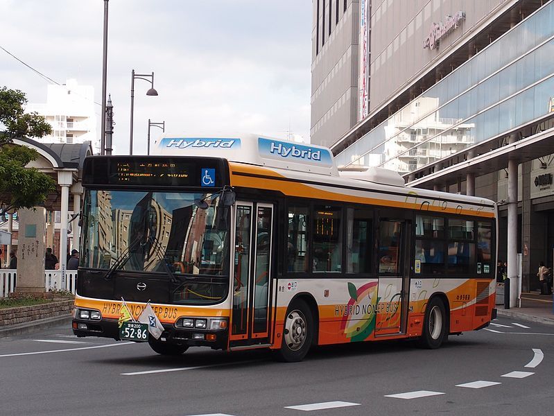 File:110105Iyotetsu bus LJG-HU8JLGP.JPG