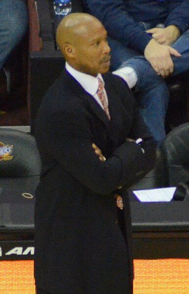 File:Byron Scott (cropped).jpg