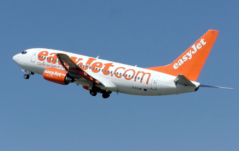 File:Easyjet.b737-700.g-ezjr.bristol.arp.jpg