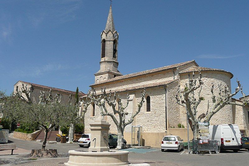 File:Eglise à Saint-Martin-d'Ardèche.JPG