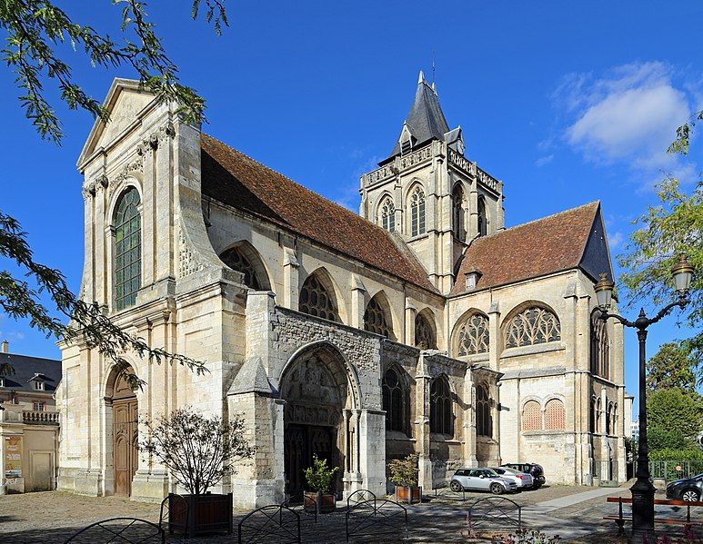 File:Evreux Saint-Taurin R03.jpg