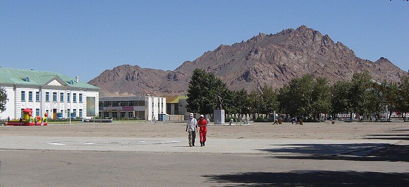 File:Khovd Main Square.jpg