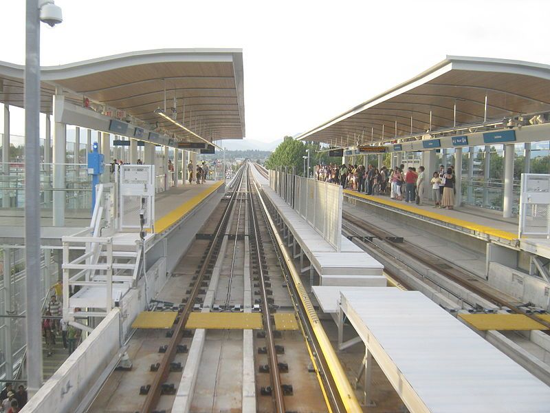 File:Lansdowne stn.jpg