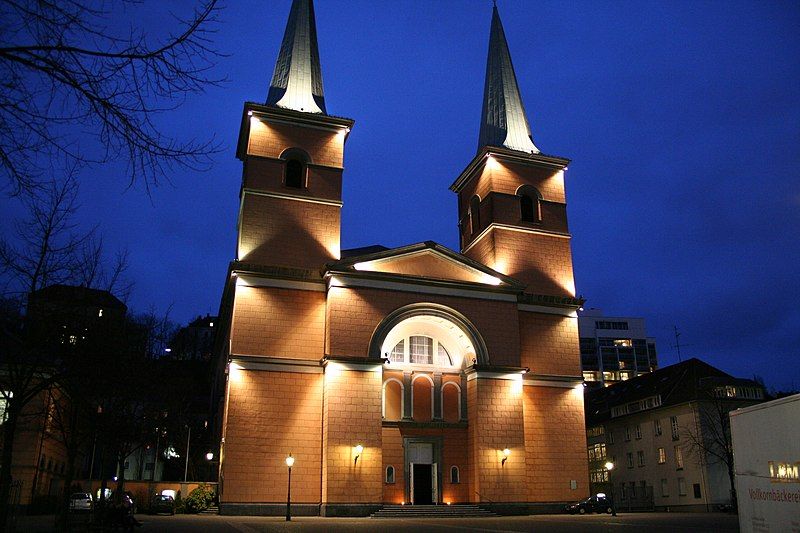 File:Laurentiuskirche in Wuppertal.jpg