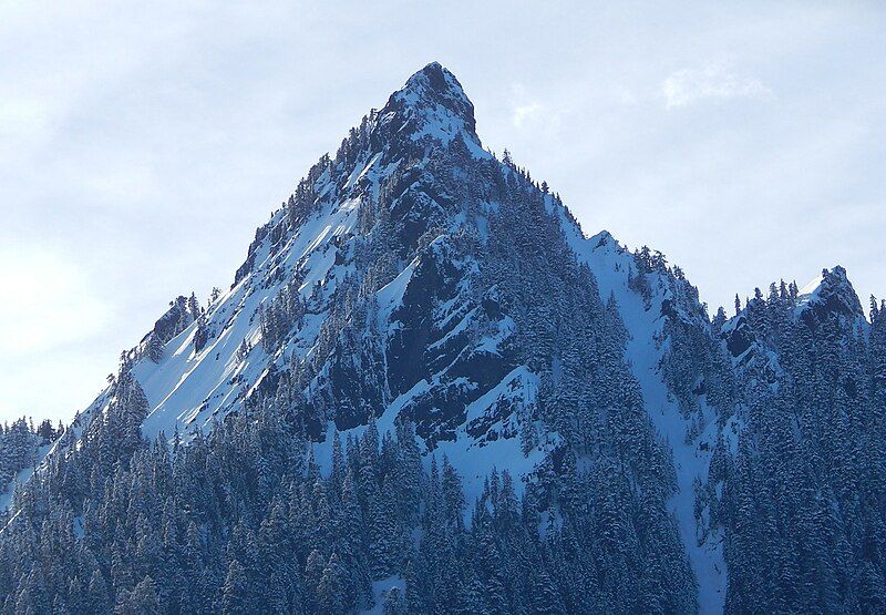 File:McClellan Butte summit.jpg