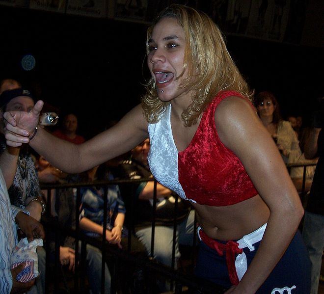 File:Mercedes Martinez 2006.jpg