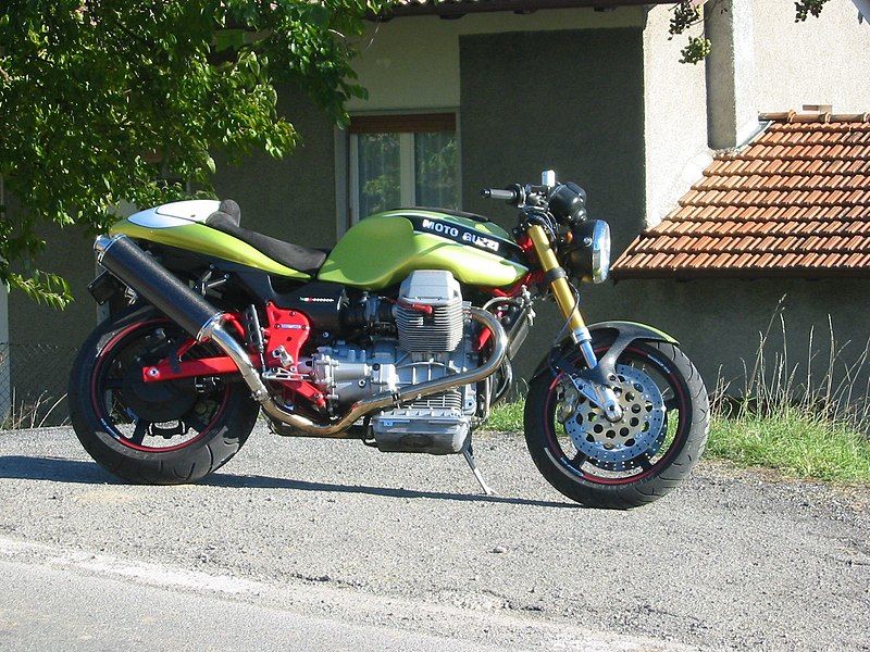 File:Moto Guzzi V11.jpg