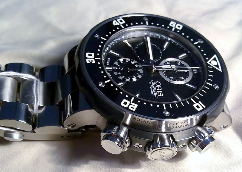 File:ORIS ProDiver Chronograph.jpg