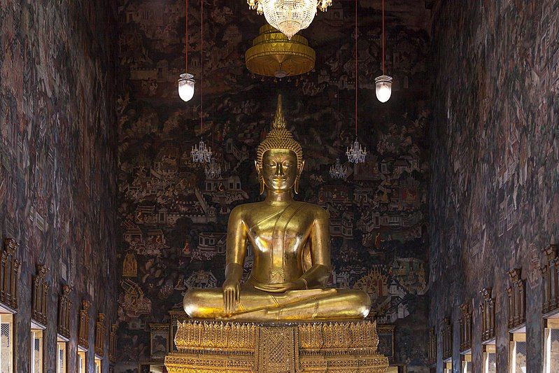 File:Phra Putta Trilokachet.jpg