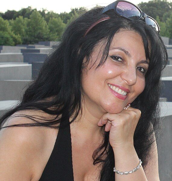 File:Shahla Aghapour 2011.jpg