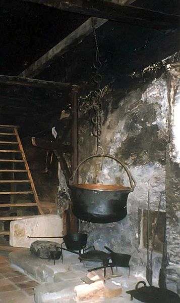 File:Smoke kitchen.jpg