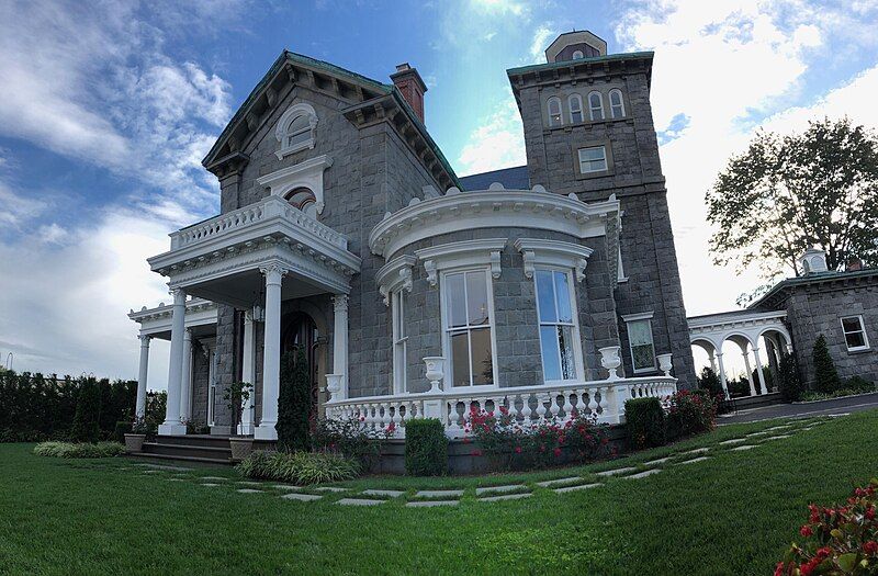 File:The Steinway Mansion.jpg