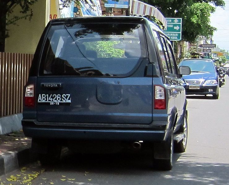 File:Toyota SUV indonesia.jpg