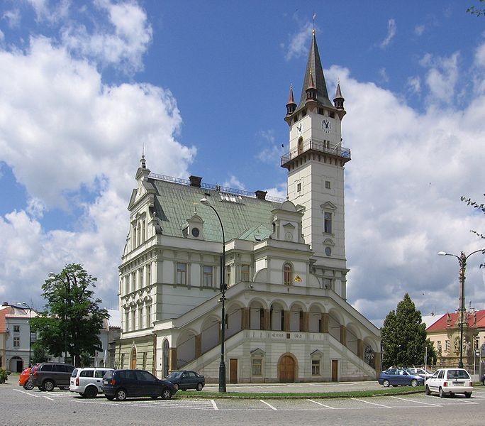 File:Uničov - Townhall.jpg