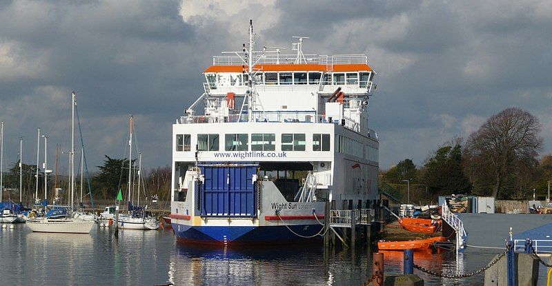 File:Wightlink Wight Sun.JPG