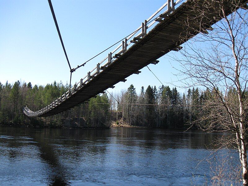 File:Ahmaskoski bridge 2.JPG