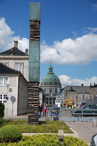 File:Amaliehaven - column.jpg