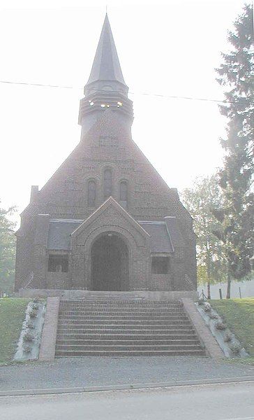 File:Bazentin eglise-devant.jpg