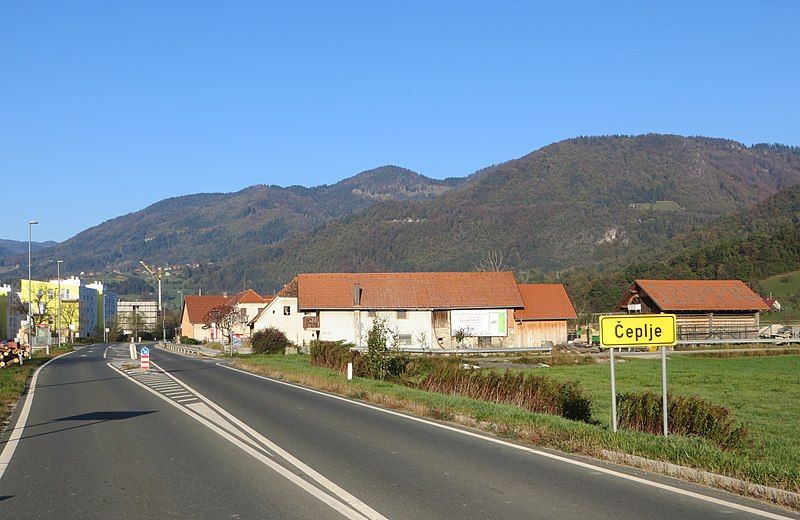 File:Ceplje Vransko Slovenia.jpg