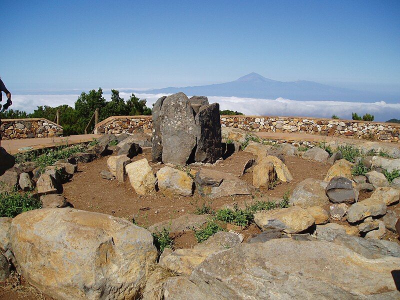 File:Cima garajonay 19-07-2006.JPG