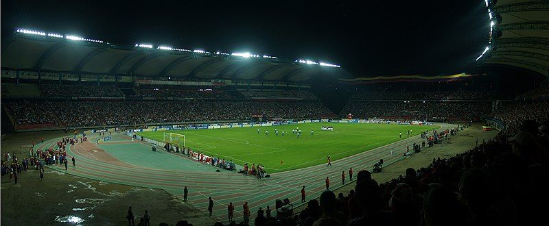 File:Estadio olimpico merida.jpg