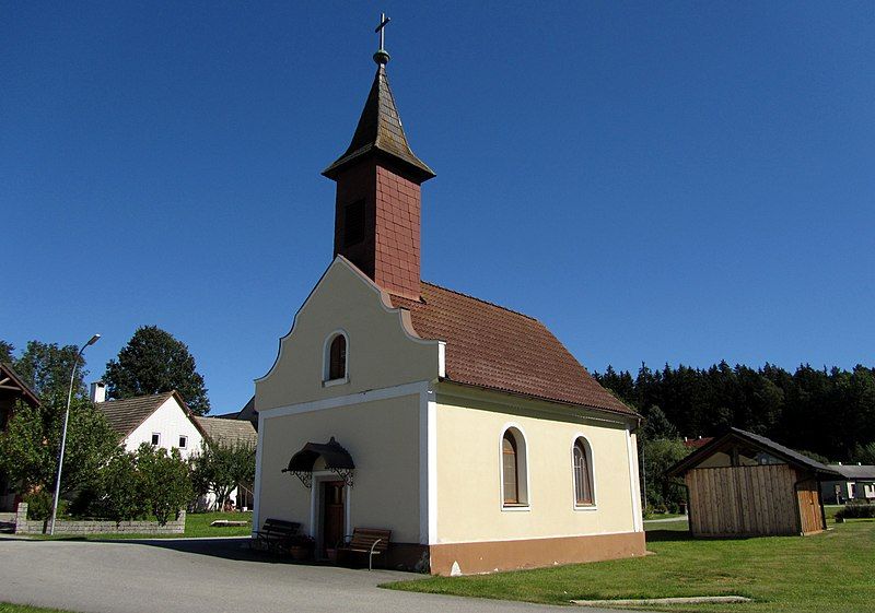 File:Ortskapelle Grünbach.jpg