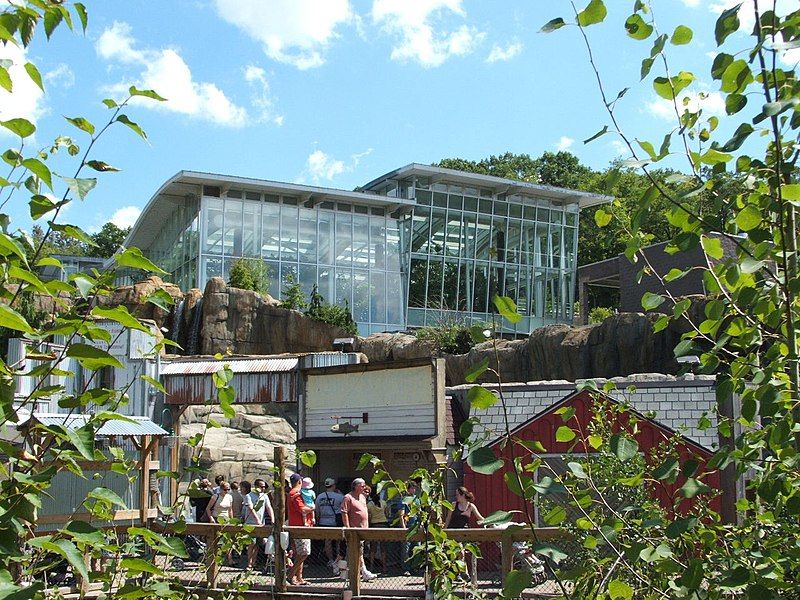 File:Pittsburgh zoo ppgaquarium.jpg