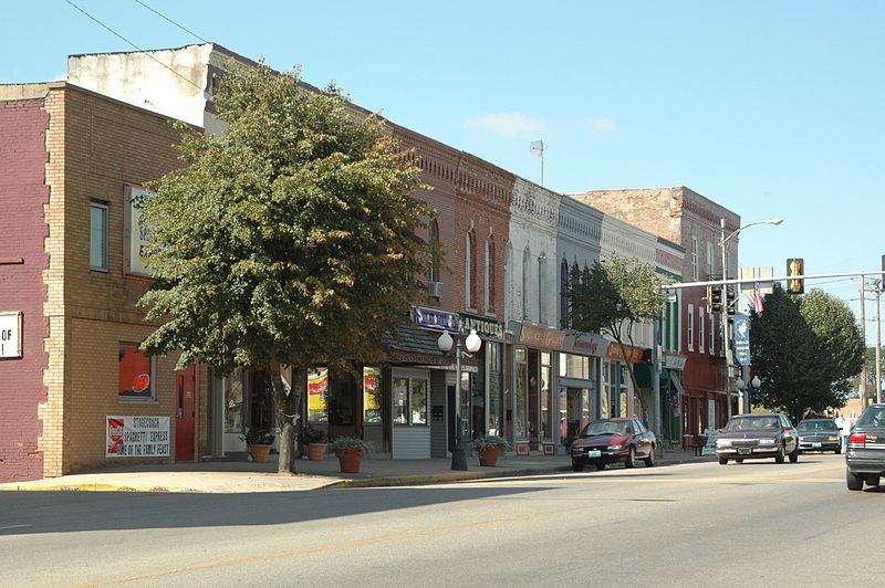 File:Princeton-IL-mainstreet4.jpg