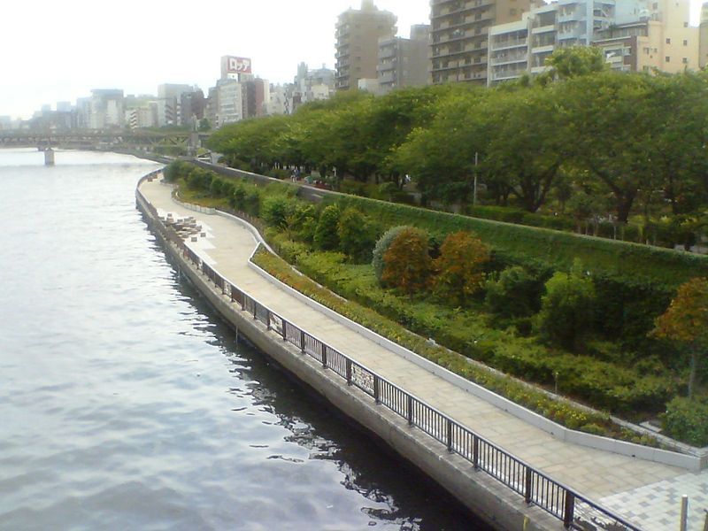 File:Sumida-Park08080601.jpg