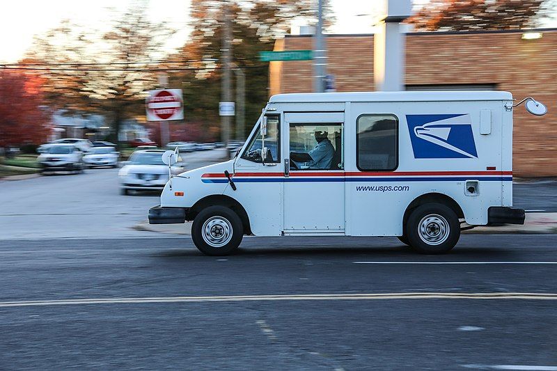 File:USPS (23143696341).jpg