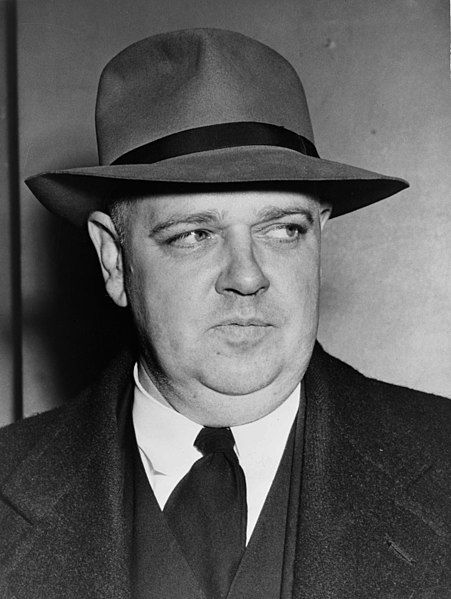 File:Whittaker Chambers.jpg