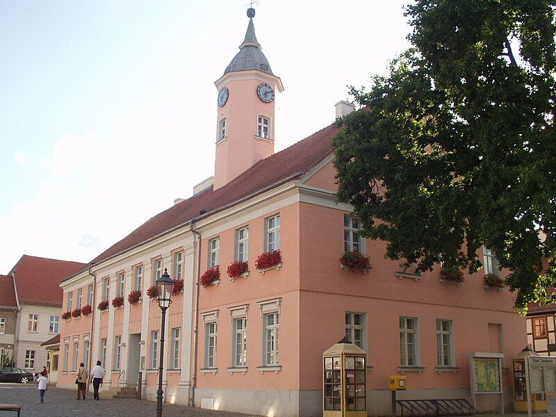 File:Zehdenick Germany Rathaus.jpg