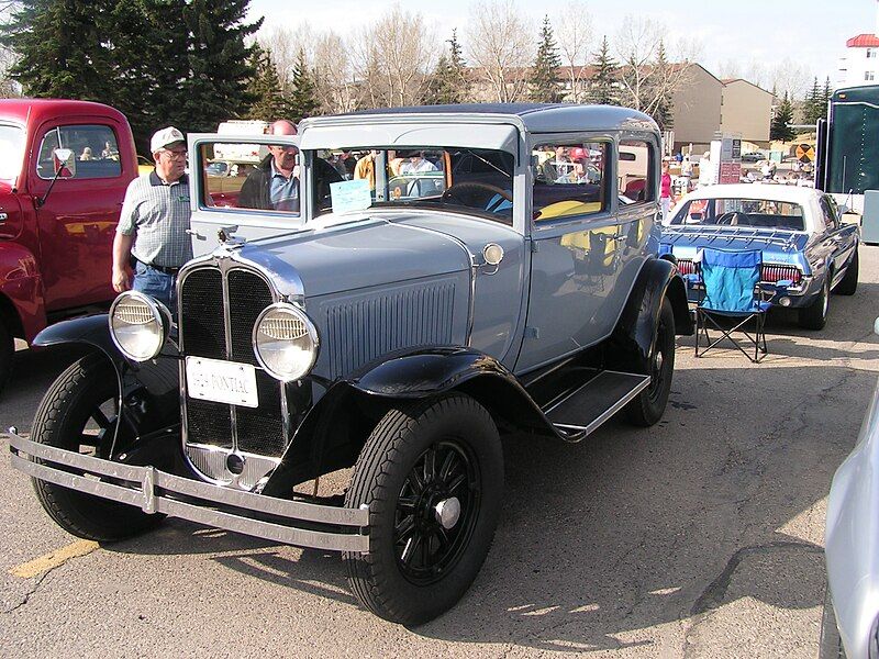 File:1924 Pontiac (3092128972).jpg