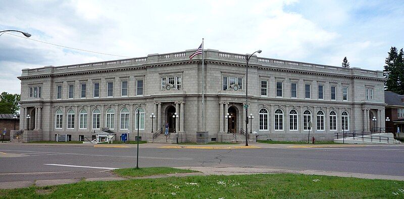 File:2009-0617-MemorialBuilding-Ironwood.jpg