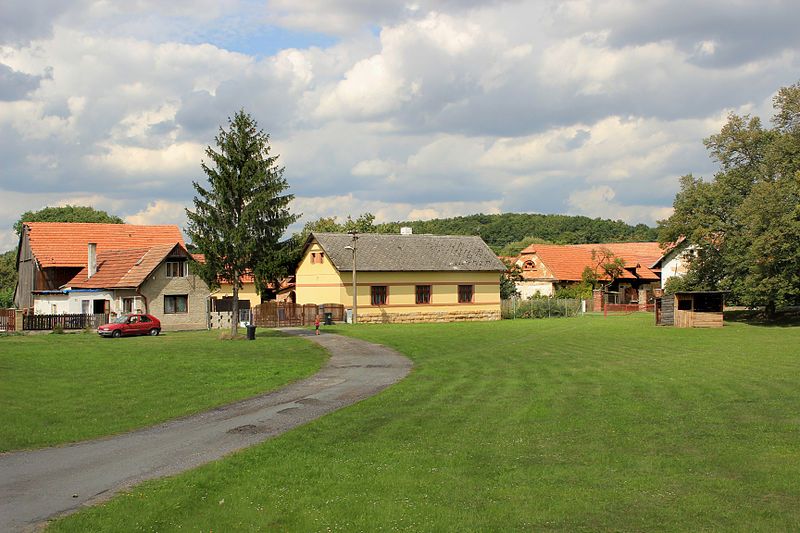 File:Budčeves, common.jpg