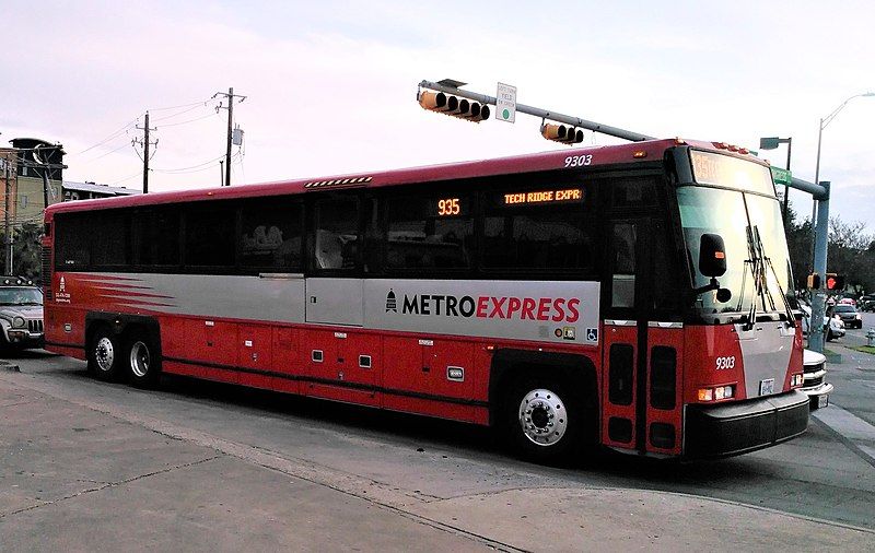 File:CapitalMetroExpressBusAustin (cropped).jpg