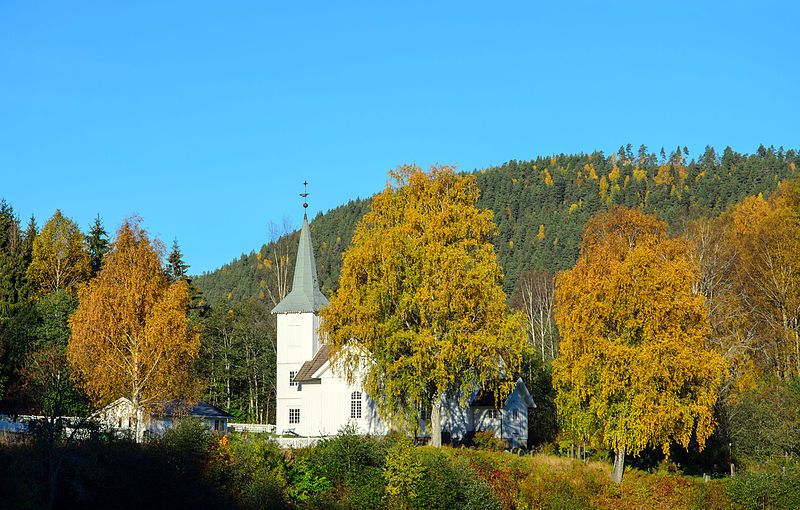 File:Flåbygd Kyrkje.jpg