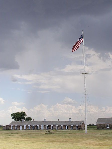 File:Fort Larned.jpg