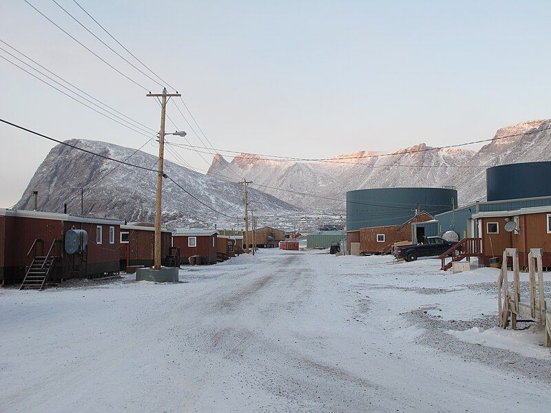 File:Grise Fiord.JPG