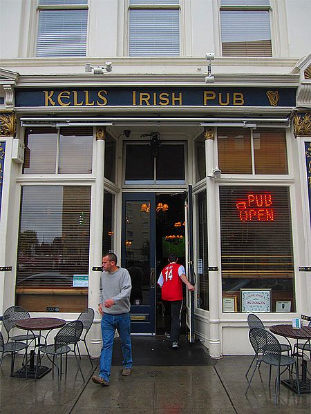 File:Kell's Irish Pub.jpg