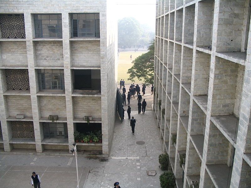 File:MIS Building 3.jpg