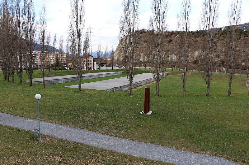 File:Memorial-Sierre-13-03-2012-3.jpg