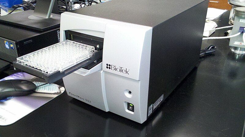 File:Microplate reader.jpg