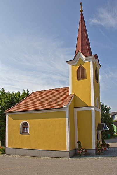 File:Ortskapelle Waiden.jpg