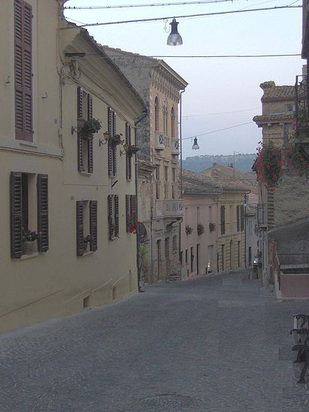 File:Picciano centro-1.jpg