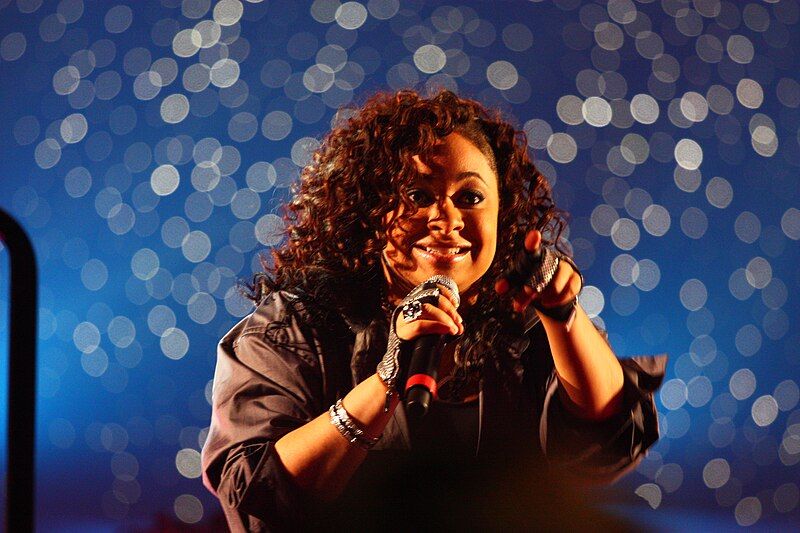 File:Raven-Symoné Live.jpg