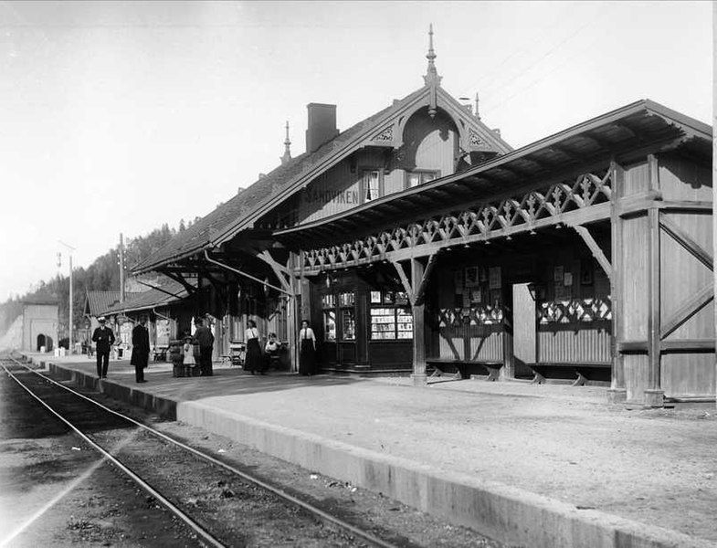 File:Sandvika stasjon 1912b.jpg